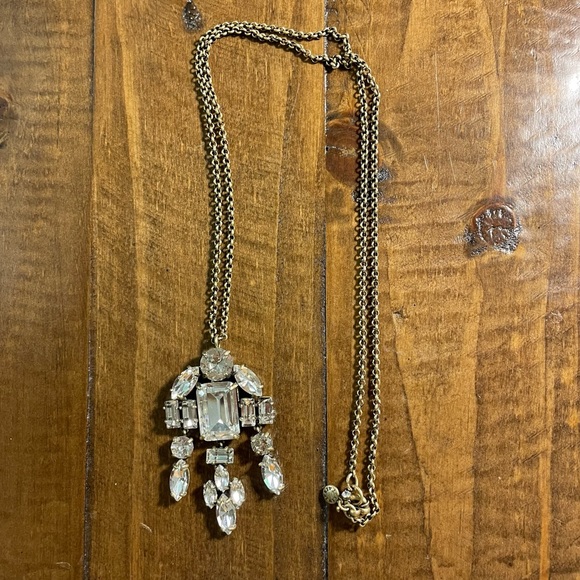 J Crew Crystal Crystal Chandelier Pendant Necklace Dangle Drop Silver